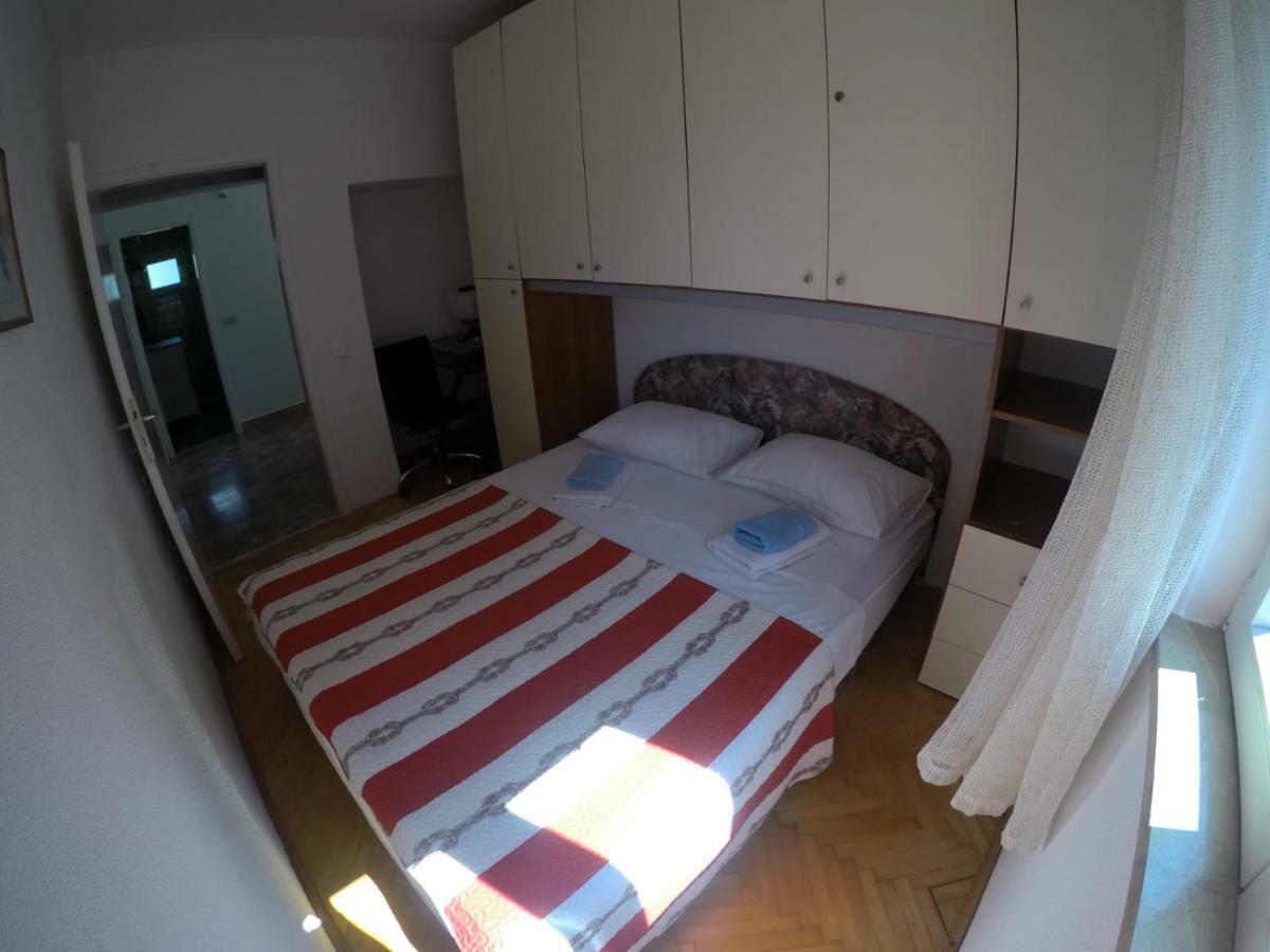 Apartman Kalajžić Omis Bagian luar foto