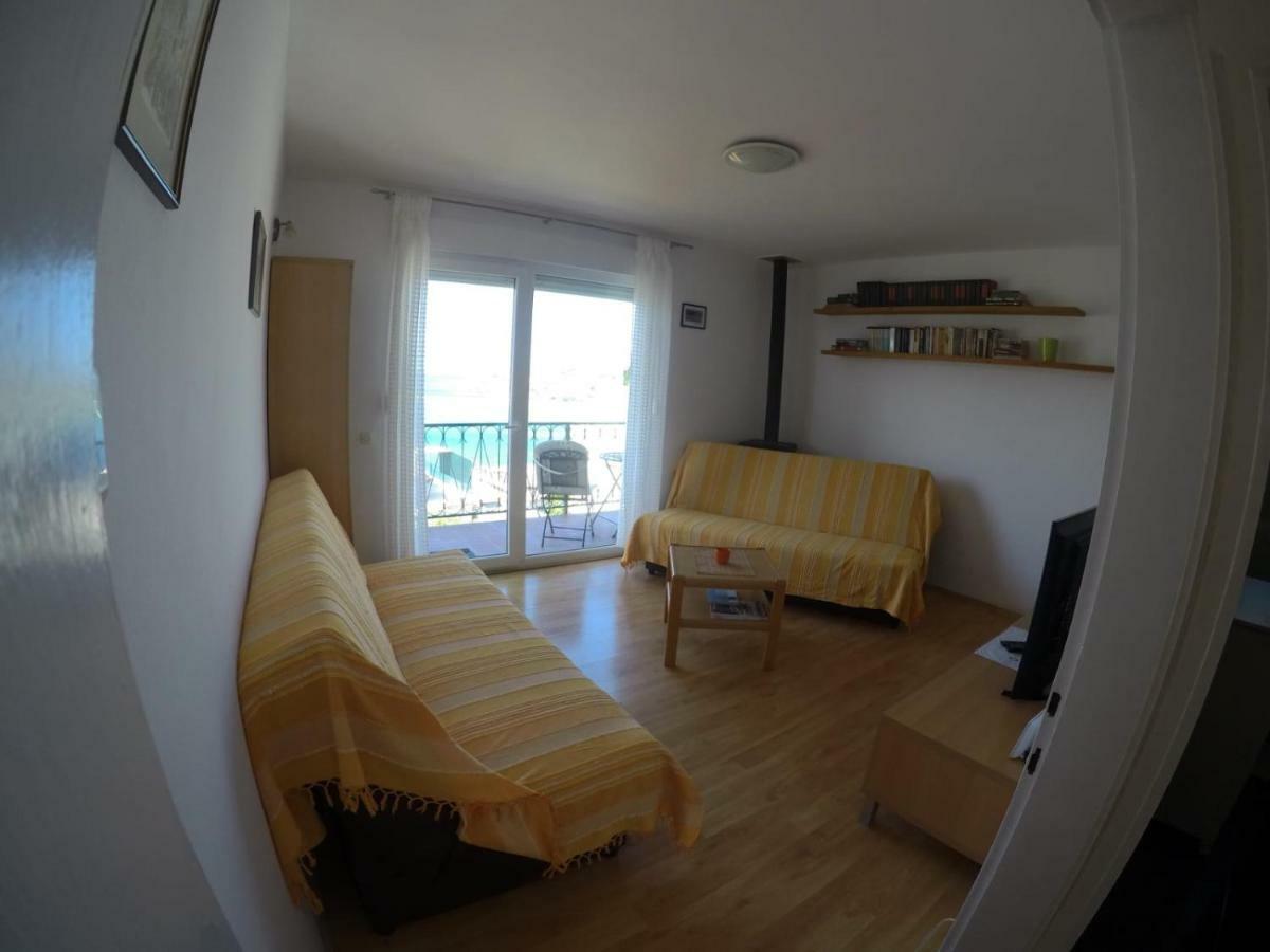 Apartman Kalajžić Omis Bagian luar foto