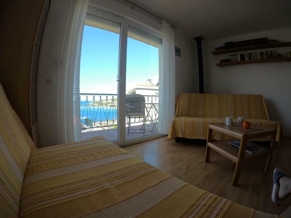Apartman Kalajžić Omis Bagian luar foto